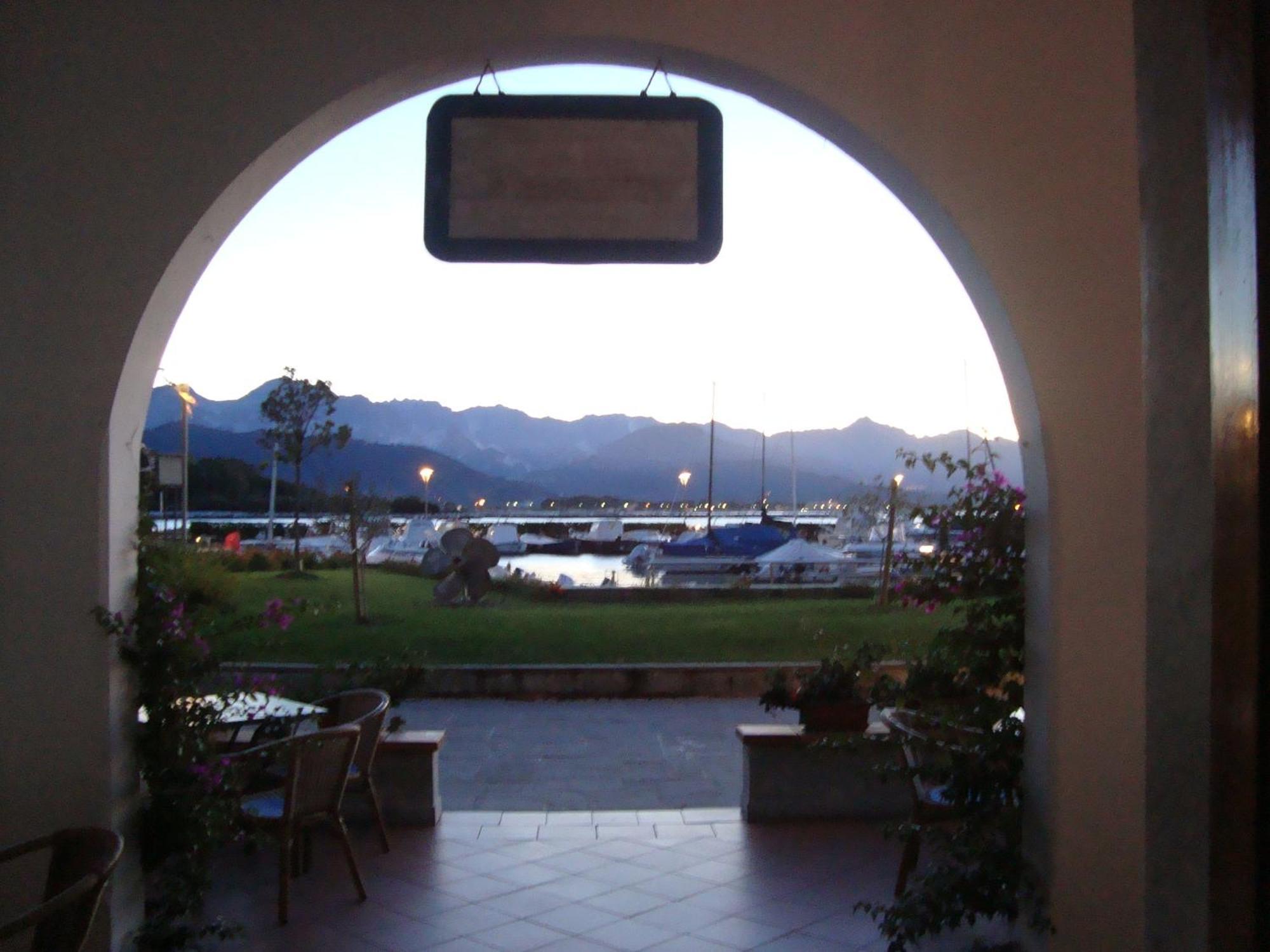 Hotel Sette Archi Bocca di Magra Dış mekan fotoğraf