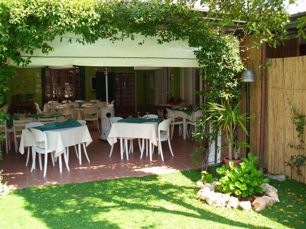 Hotel Sette Archi Bocca di Magra Dış mekan fotoğraf
