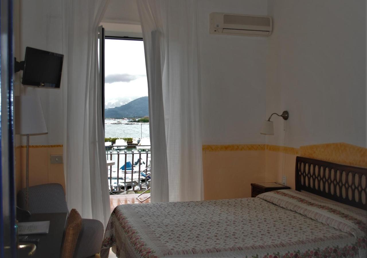 Hotel Sette Archi Bocca di Magra Dış mekan fotoğraf